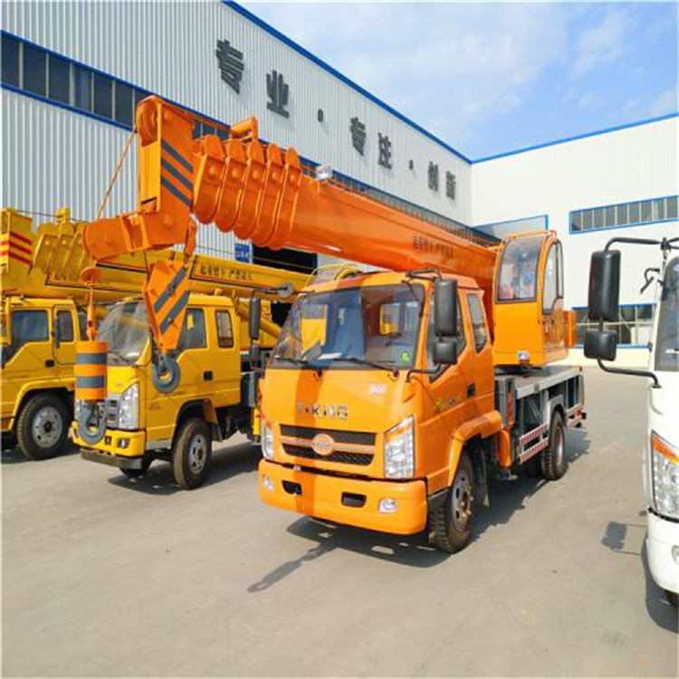 兴国吊门窗的小型吊车怎么收费