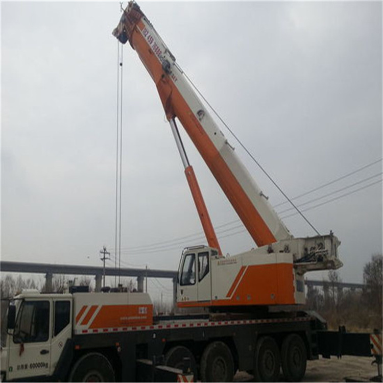 兴国12吨吊车能吊多少米高